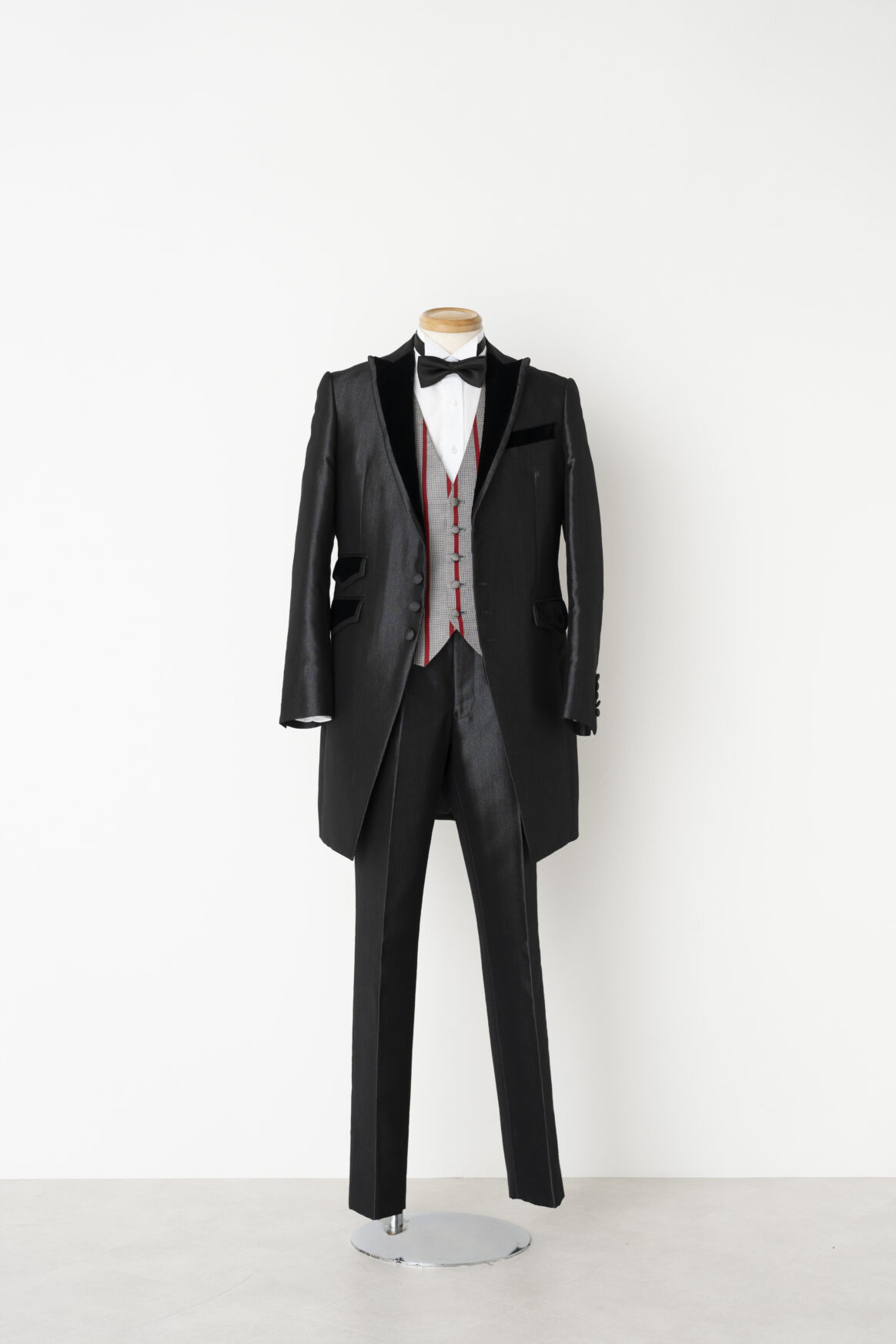 Tuxedo　279