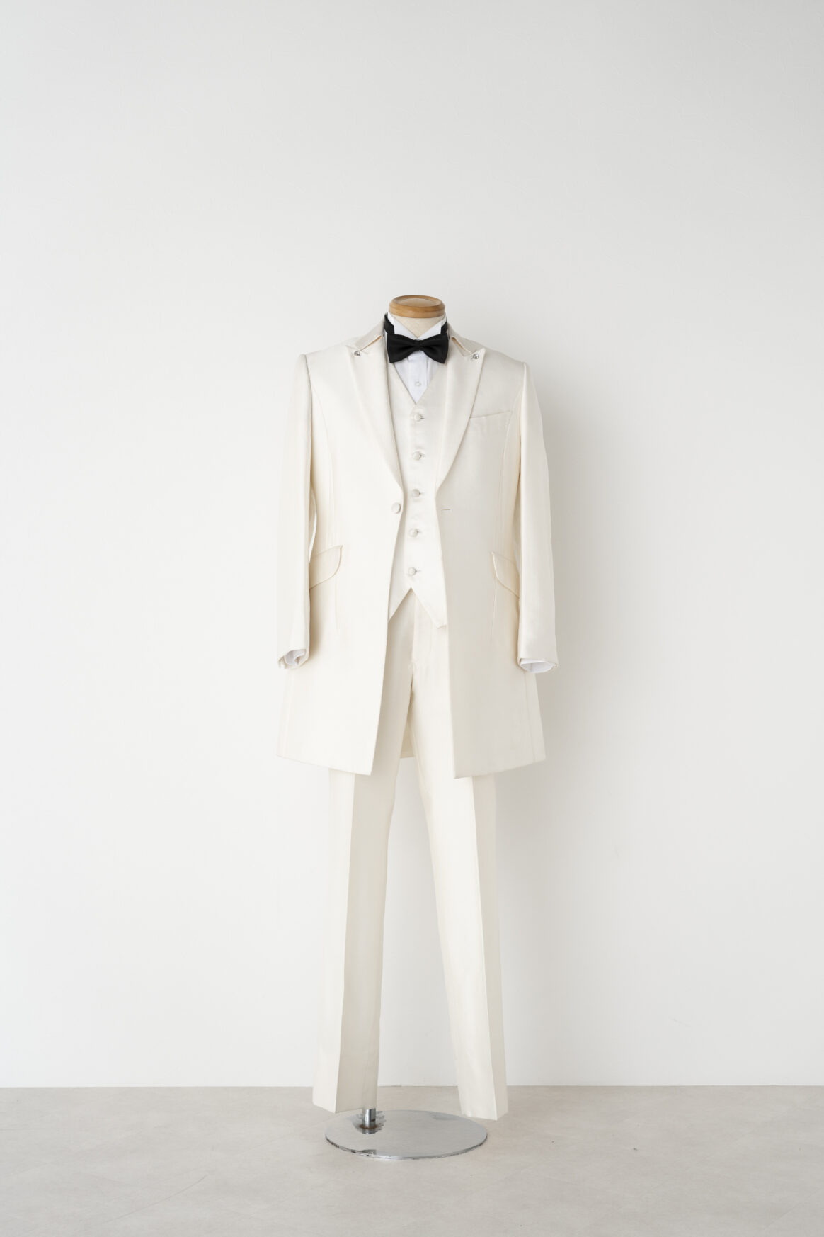 Tuxedo 241