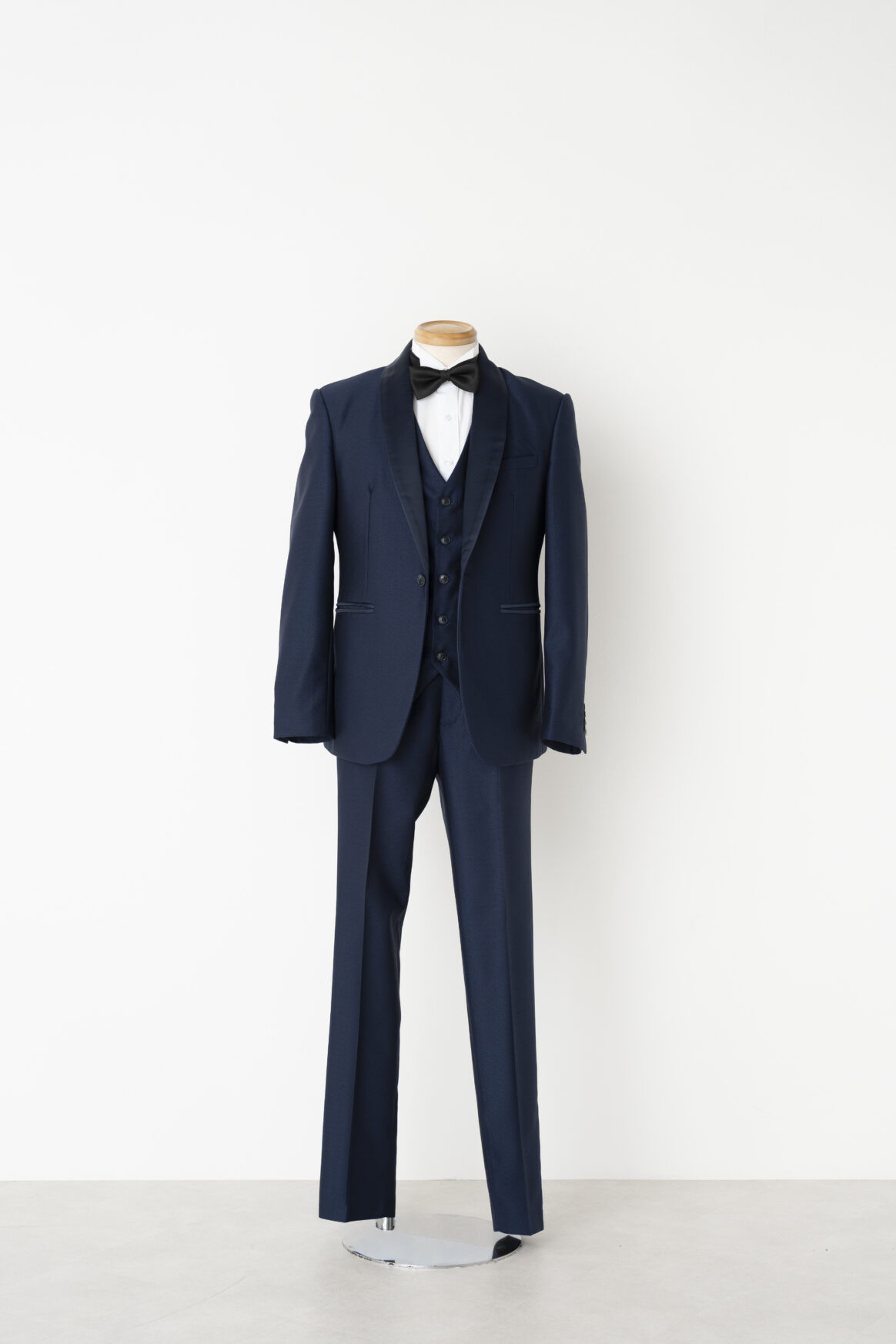 Tuxedo　001