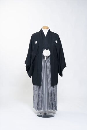 紋付袴（黒）001