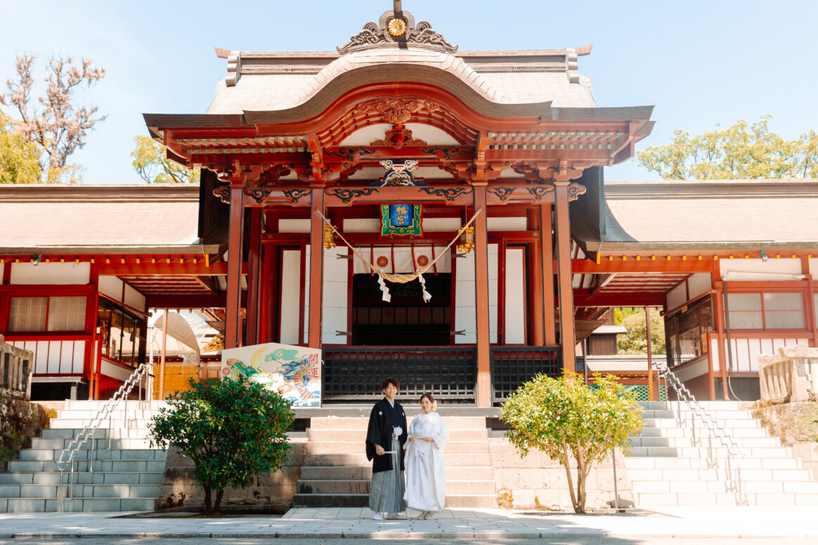 鹿児島神宮｜フォトウェディング・前撮りに人気のロケーションスポット｜鹿児島でフォトウェディング・前撮りならウェディングセレクト！フォトウェディング