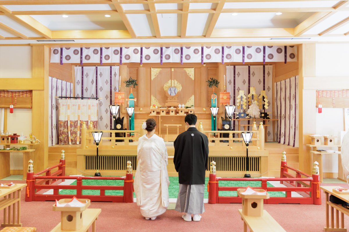 霧島神宮｜神社結婚式に人気の神社｜福岡・九州で和装の神社結婚式・和婚ならウェディングセレクト！和婚