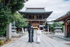 宮地嶽神社｜フォトウェディング・前撮りに人気のロケーションスポット｜福岡・九州でフォトウェディング・前撮りならウェディングセレクト！フォトウェディング